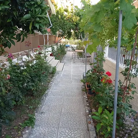 דירה Froso פפקי